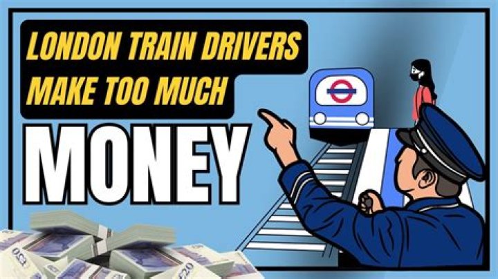 How much do train dispatchers make UK?