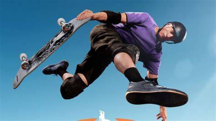 How much does a pro skater earn a year?