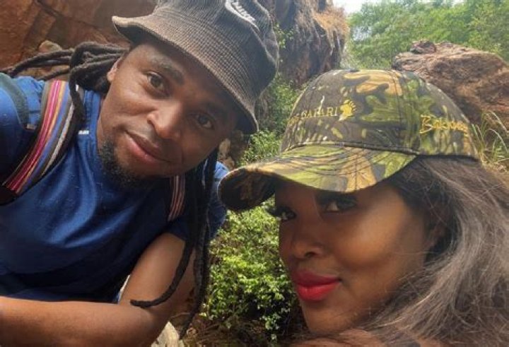 How old is Siphiwe Tshabalala?