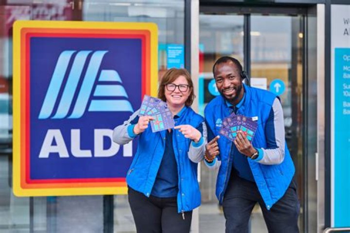 What is ALDI starting pay?